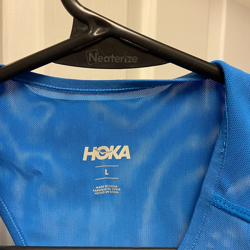 Hoka Vibrant Blue Mesh Tank - Picture 2 of 4